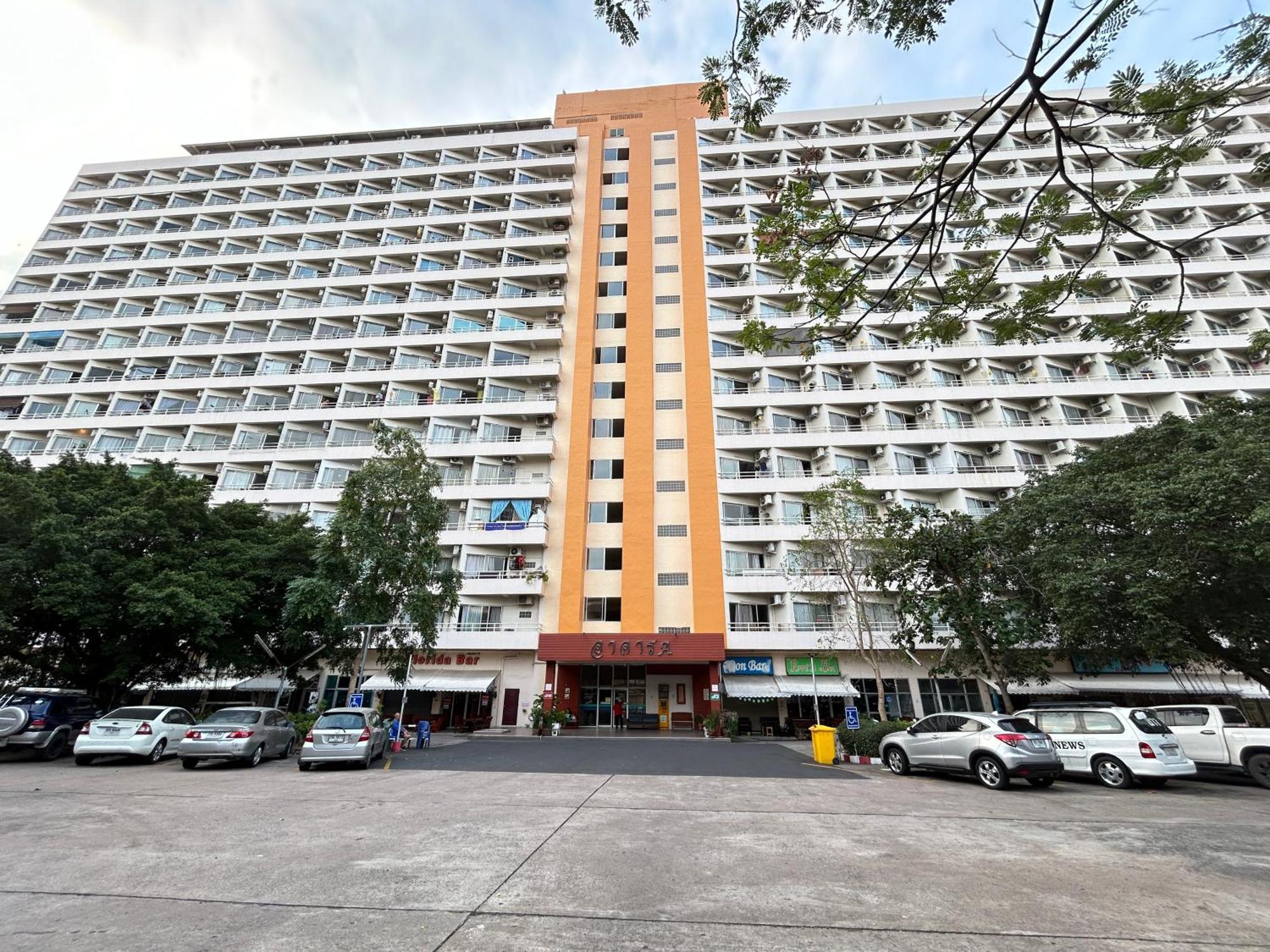 Mina 美景公寓酒店 Pattaya Exterior foto